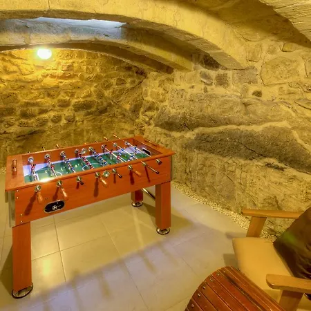 Ta Drinu Zabbar